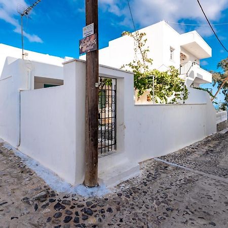 Authentic Santorinian Home Experience Фіра Екстер'єр фото